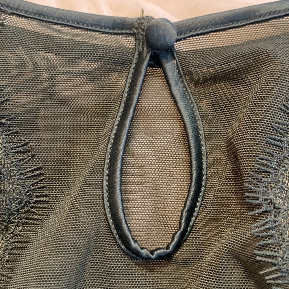 Lace bralette - Picture 5 of 9